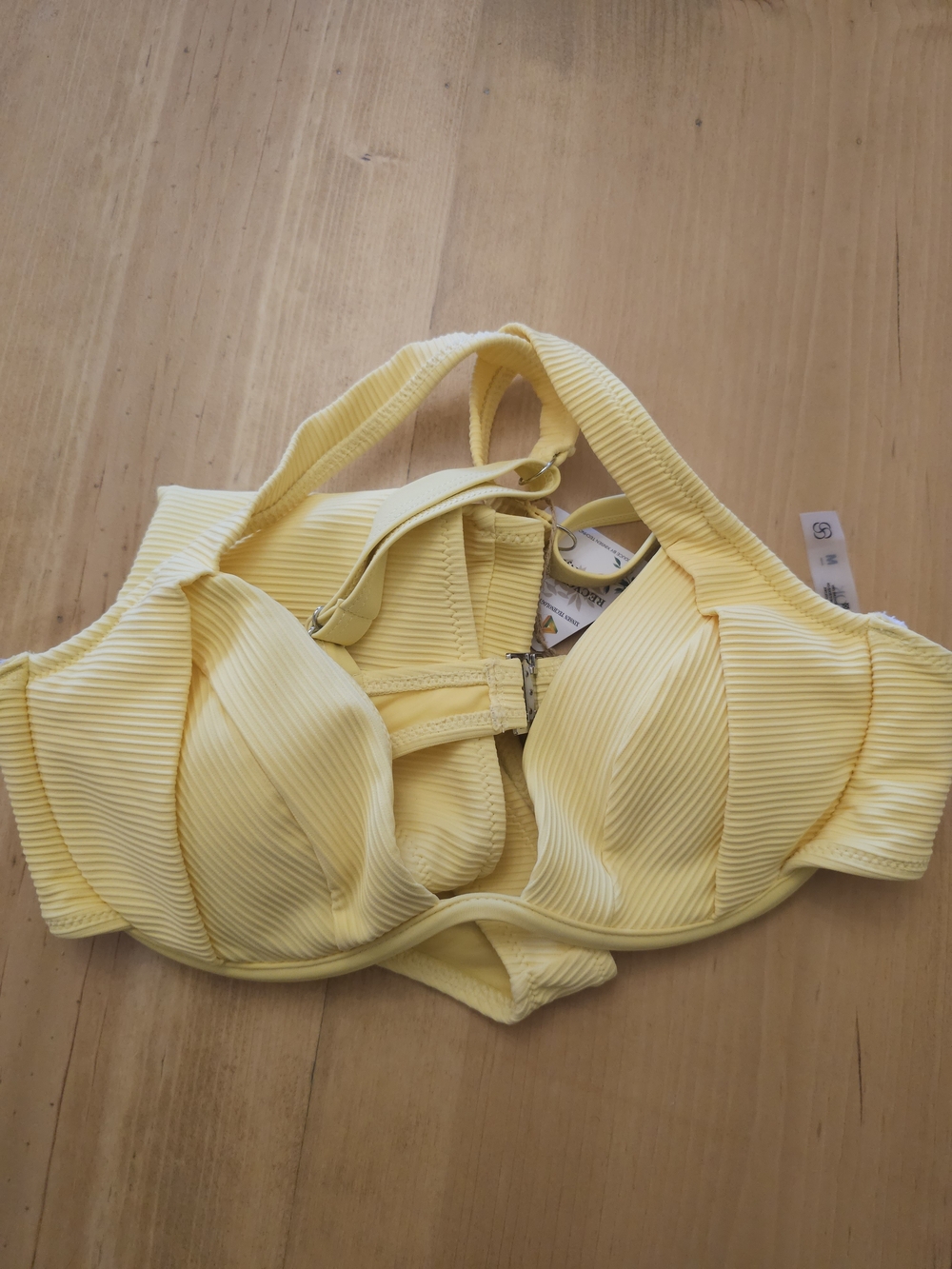 Yellow Ribbed Underwire Bikini Set - Picture 3 of 3